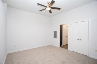 1900 Barton Springs Road Unit 1040 *no signs*- Green Team