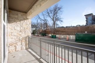 1900 Barton Springs Road Unit 1040 *no signs*- Green Team
