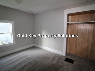 Spacious 3 BR 2 BA Townhouse Across from Park NO PETS. SECTION 8 APPROVED