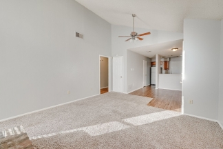 2 bedroom Townhome in North Arlington