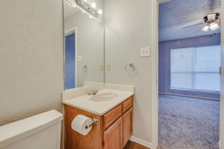 2 bedroom Townhome in North Arlington