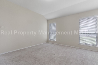 Charming Newer Home Master-planned community of Heartland
