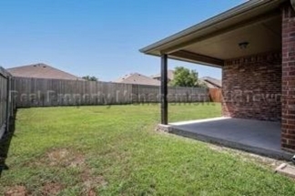 Charming Newer Home Master-planned community of Heartland