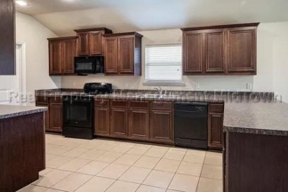 Charming Newer Home Master-planned community of Heartland