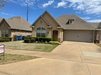 Welcome Home: Your Bentonville Oasis Awaits!