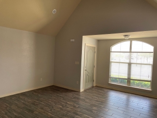 Welcome Home: Your Bentonville Oasis Awaits!