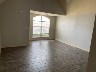 Welcome Home: Your Bentonville Oasis Awaits!