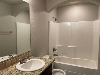 Welcome Home: Your Bentonville Oasis Awaits!