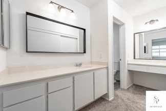 Modern and Cozy Rancho Cucamonga Townhouse with Hardwood Floors!