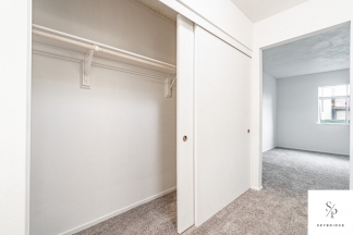 Modern and Cozy Rancho Cucamonga Townhouse with Hardwood Floors!