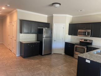 3-Bedroom, 2.5-Bath TOWNHOME IN ROGERS!!!!