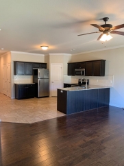 3-Bedroom, 2.5-Bath TOWNHOME IN ROGERS!!!!