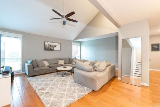 3 Bedroom Townhouse In Moore!!!