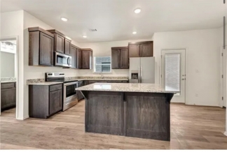Towne West Townhomes: 3 Bed-3.5 Bath, Short Drive to Campus! Practically New!