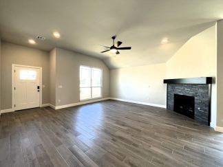 Introducing Your Dream Haven: A Luxurious 4-Bedroom Home Waiting to Welcome You!