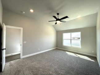 Introducing Your Dream Haven: A Luxurious 4-Bedroom Home Waiting to Welcome You!