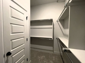Introducing Your Dream Haven: A Luxurious 4-Bedroom Home Waiting to Welcome You!