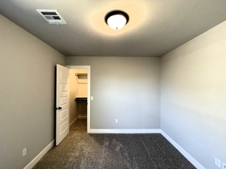 Introducing Your Dream Haven: A Luxurious 4-Bedroom Home Waiting to Welcome You!