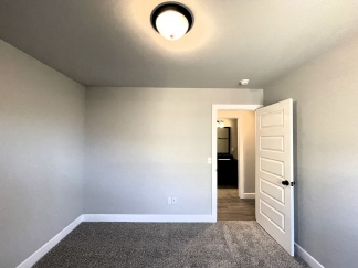 Introducing Your Dream Haven: A Luxurious 4-Bedroom Home Waiting to Welcome You!