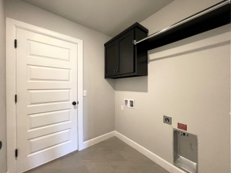 Introducing Your Dream Haven: A Luxurious 4-Bedroom Home Waiting to Welcome You!