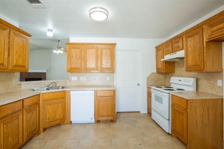 1606 Prickly Pear St - R15 - Green Team