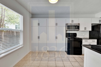 907 E Oltorf St - R15 - HW+ - P1978 - Blue Team