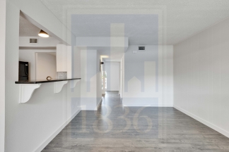 907 E Oltorf St - R15 - HW+ - P1978 - Blue Team