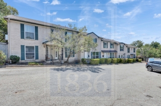 907 E Oltorf St - R15 - HW+ - P1978 - Blue Team