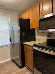 Renovated Raleigh Townhome Conveniently Located Near North Hills & I-540!