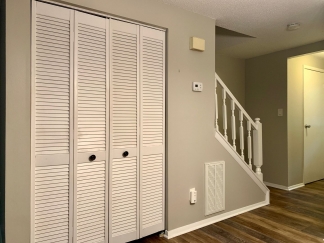 Renovated Raleigh Townhome Conveniently Located Near North Hills & I-540!