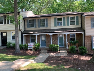 Renovated Raleigh Townhome Conveniently Located Near North Hills & I-540!