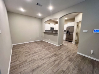 Spacious 3 Bedroom/2 Bathroom Chaffee Crossing Townhome **First Full Month's Rent FREE**