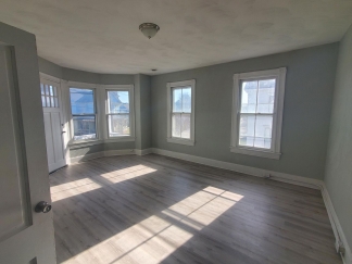 very spacious in great neighborhood