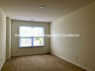 Raleigh Townhome Convenient to I440 & I540, Huge Master Suite, Near Anderson Pointe Park!