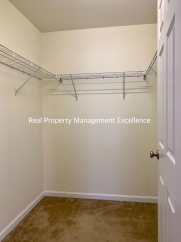 Raleigh Townhome Convenient to I440 & I540, Huge Master Suite, Near Anderson Pointe Park!