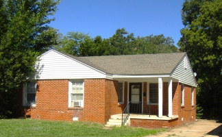 Available and Showing Now! 18-Month Lease Option!! ***SPECIAL 50% OFF 1ST FULL MONTH'S RENT *** Charming 2-Bedroom Home: Prime Location Near Highway Access & Shopping!