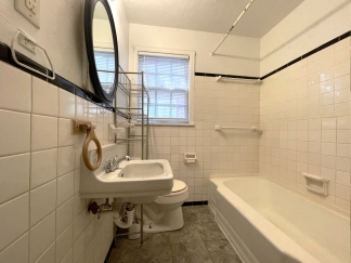 Available and Showing Now! 18-Month Lease Option!! ***SPECIAL 50% OFF 1ST FULL MONTH'S RENT *** Charming 2-Bedroom Home: Prime Location Near Highway Access & Shopping!