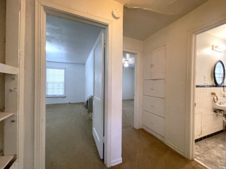 Available and Showing Now! 18-Month Lease Option!! ***SPECIAL 50% OFF 1ST FULL MONTH'S RENT *** Charming 2-Bedroom Home: Prime Location Near Highway Access & Shopping!