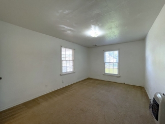 Available and Showing Now! 18-Month Lease Option!! ***SPECIAL 50% OFF 1ST FULL MONTH'S RENT *** Charming 2-Bedroom Home: Prime Location Near Highway Access & Shopping!