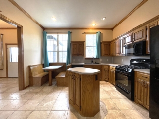 Luxurious Living: Spacious 4 Bed, 3 Bath Two-Story Haven Await!