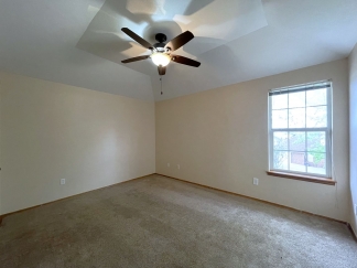 Luxurious Living: Spacious 4 Bed, 3 Bath Two-Story Haven Await!