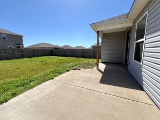 Newer Built 3 Bedroom Centerton Home!