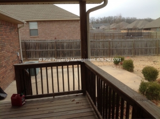 Beautiful 3 bed 2 bath home in Van Buren!!! **Coming Available in September**