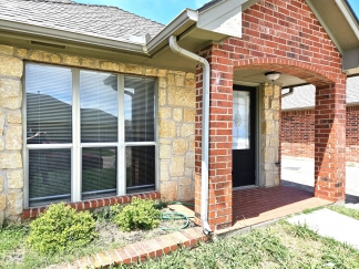 Discover Luxury Living: Upgraded 2 Bed, 2 Bath Apartment Awaits you!
