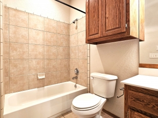 Discover Luxury Living: Upgraded 2 Bed, 2 Bath Apartment Awaits you!