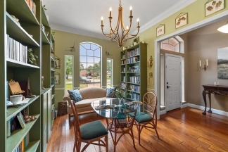 Gorgeous Cul-d-Sac home in Coveted Mansfield Neighborhood