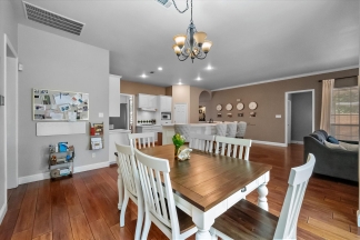 Gorgeous Cul-d-Sac home in Coveted Mansfield Neighborhood