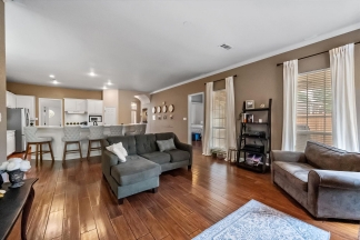 Gorgeous Cul-d-Sac home in Coveted Mansfield Neighborhood