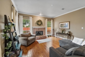 Gorgeous Cul-d-Sac home in Coveted Mansfield Neighborhood
