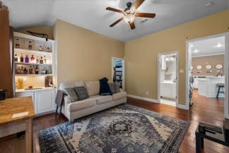 Gorgeous Cul-d-Sac home in Coveted Mansfield Neighborhood